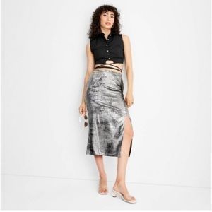 Future Collective with Alani Noelle Metallic Side Cut Midi Skirt Women’s 18 NEW